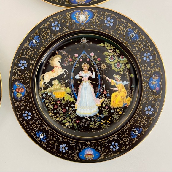 BRADFORD EXCHANGE Full Set of 4 Russian Cinderella Collectable Plates Zolushka - Picture 7 of 13